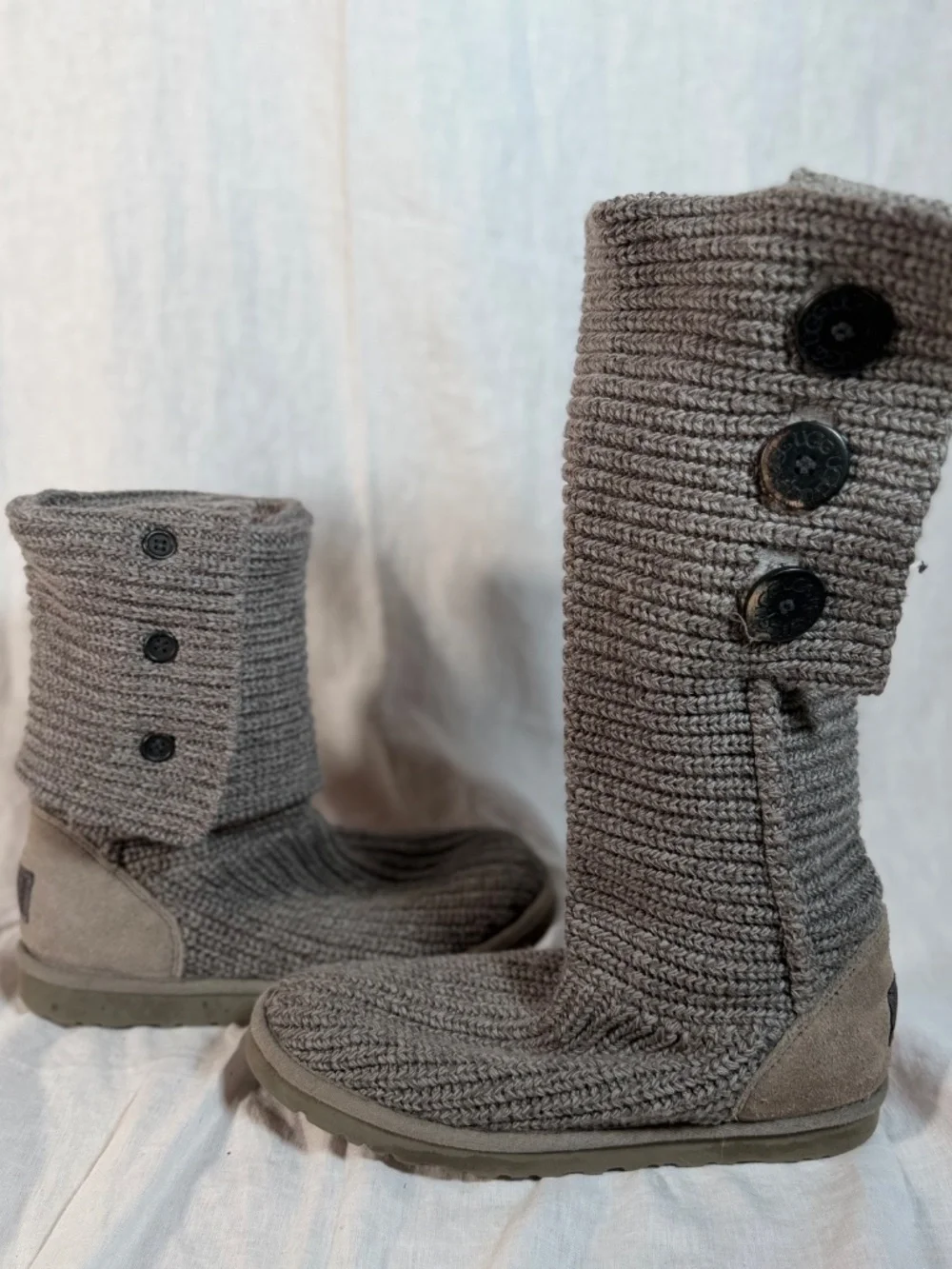 UGG Classic Cardy Heather Gray Knit Sweater Boots Size 9